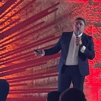 Victor Andrade