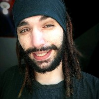 Elian R