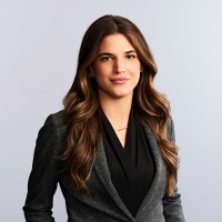 Mia Novakovic, Mba