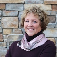 Joan Holmes