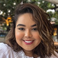Isabelly Neves