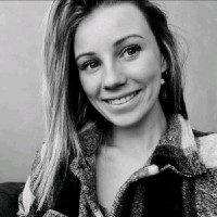 Melanie Van Den Heuvel