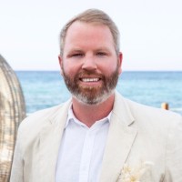 Luke Perkins