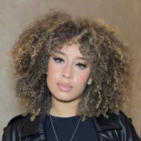 Zoë Thompson