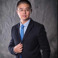 罗巍伟