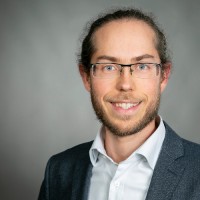 Dr. Florian Fuhrmann