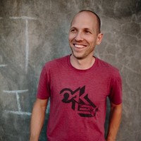 Robb Thompson