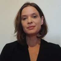 Fabiola Oliveira Weber