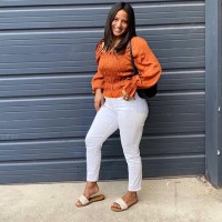 Alexa Flores