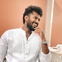 Gnanasamy V S / Udhaya