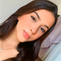 Victória Caroline