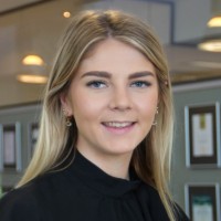 Ellia Hendry