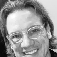 Christopher Riley