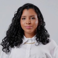 Viviane Rodrigues Oliveira