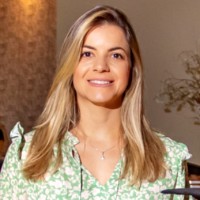 Lara Hernandes Lopes