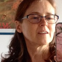 Leslie Cavell