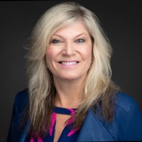 Maureen Leader, Apr