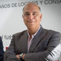 Andres Neut Crossley