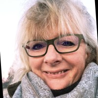 Glynis Blake