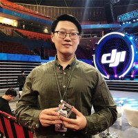 陈万雄