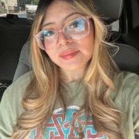 Shelly De La Cruz