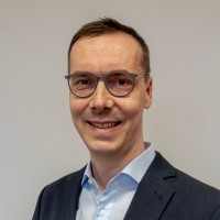 Dr. Oliver Korup