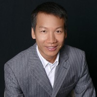 Hainan （Henry) Huang