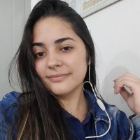 Larissa Cristina Rossweiler Borges