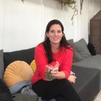 Jennifer van de Grift