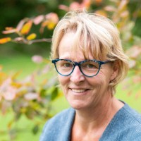 Josien Warris