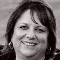 Donna Eason APR