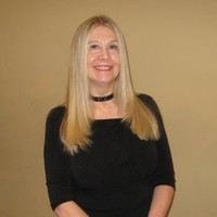 Vikki Leary