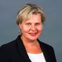 Inese Mavlutova