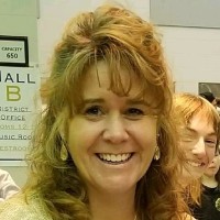 Nannette Hucke