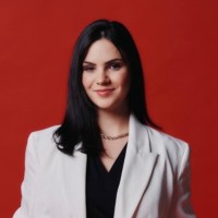 Paula Rezende