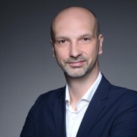 Dr. Nico Weding