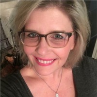 Suzanne McLemore