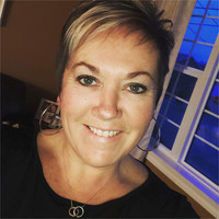 Lesley Newell