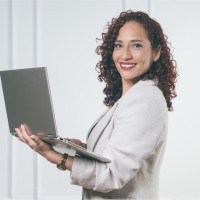 Angela Valencia Coral