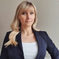 Sarah Holtmann
