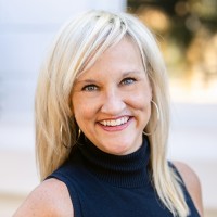 Kim Sanderson