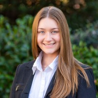 Rebecca Lewis, Ches®