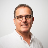 Gilles PONS, Associé