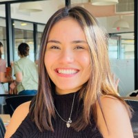 Larissa Paes Thomazini