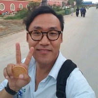 Jerry Yang (杨佳)
