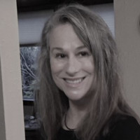 Lisa McLoughlin