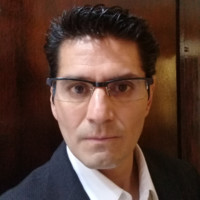 José Luis Cisneros