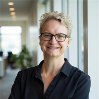 Dr Rebecca Bilton
