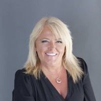 Mary Hornbeck, Cam