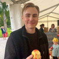 Sebastian Lindell